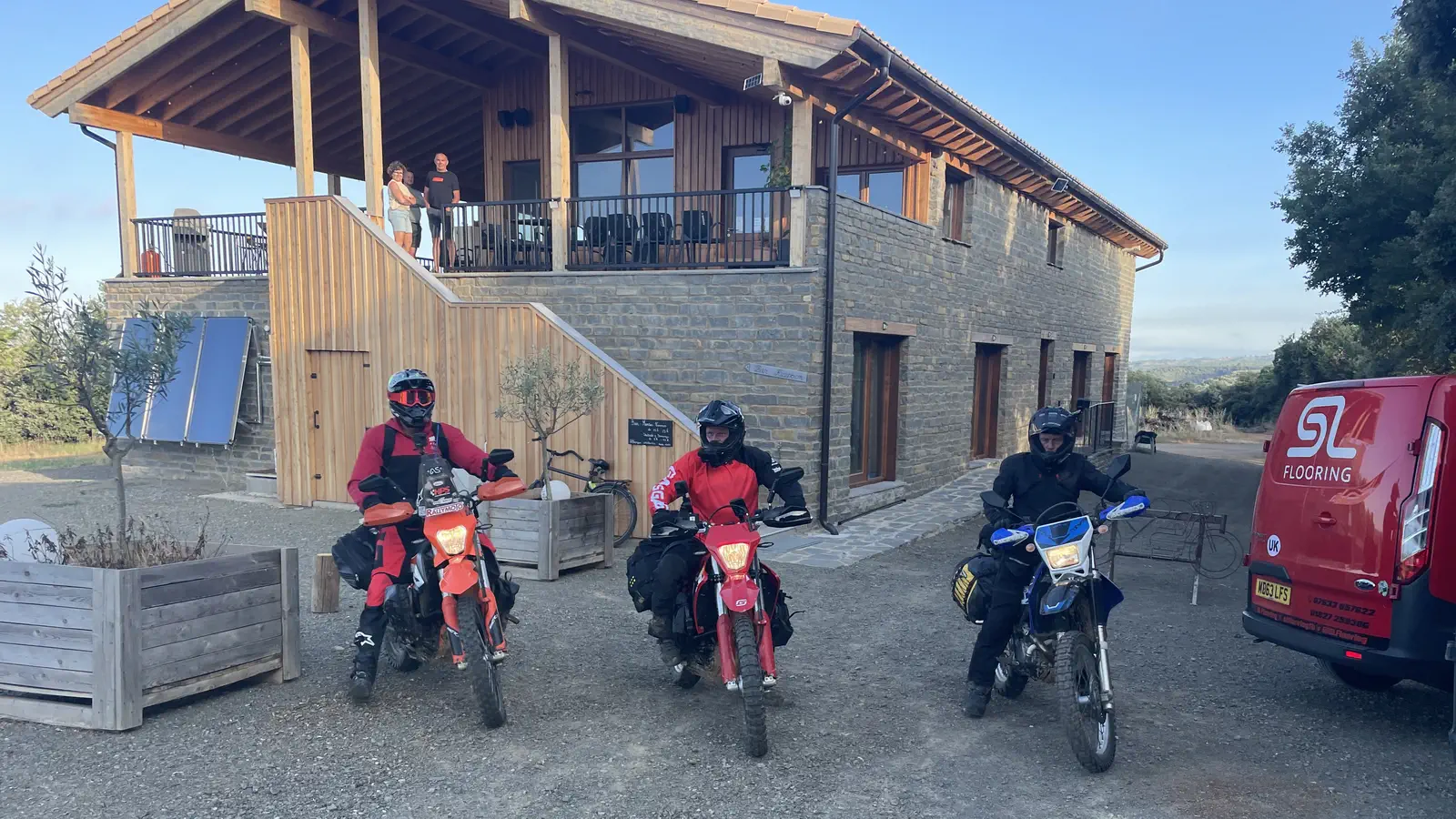 Moto Albergue Farango Moto Albergue Farango